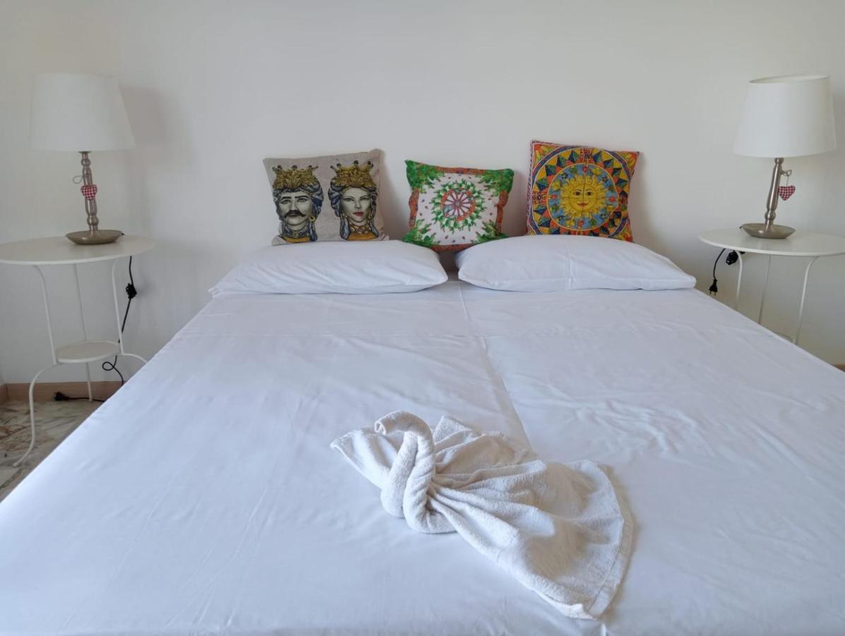 A Casa Di Alex Apartment Катания Екстериор снимка